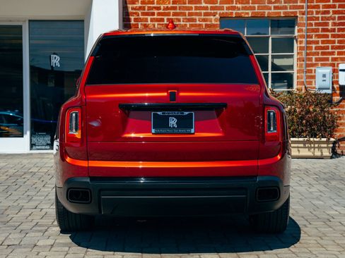 Used 2023 Rolls-Royce Cullinan AWD/4WD image 30