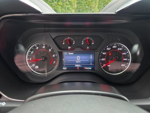 Used 2021 Chevrolet Camaro LT image 16