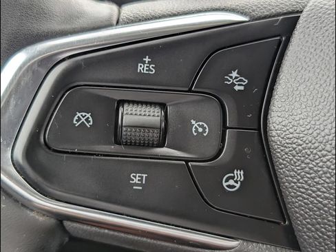 Used 2024 Chevrolet TrailBlazer LT w/ LT Cold Weather Package FWD image 18
