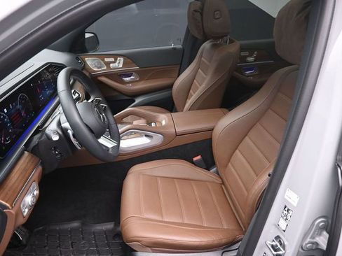 Used 2026 Mercedes-Benz GLS 450 4MATIC image 20