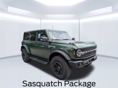 New 2025 Ford Bronco Badlands AWD/4WD image 3