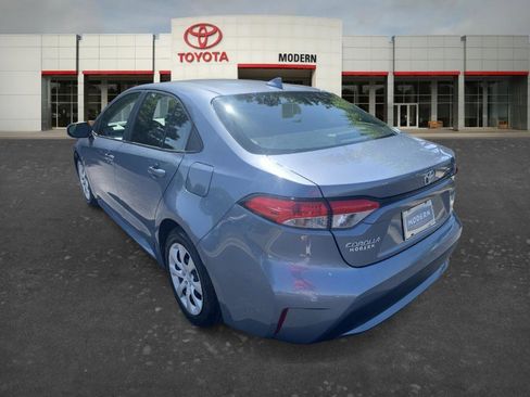 Certified 2022 Toyota Corolla LE FWD image 6
