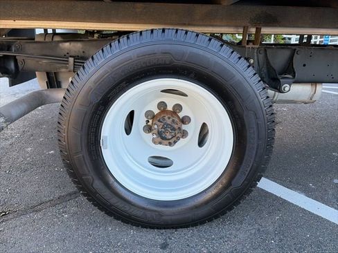 Used 2024 Ford E-450 and Econoline 450 Super Duty w/ Power Windows & Locks Group image 9