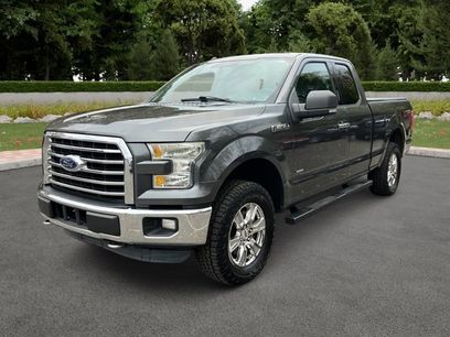 Used 2015 Ford F150 XLT w/ Equipment Group 301A Mid