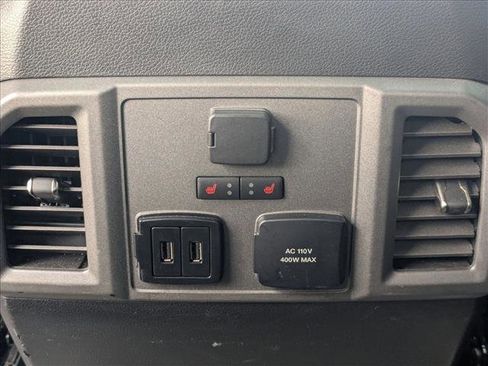 Used 2018 Ford F150 Raptor w/ Equipment Group 802A Luxury image 17