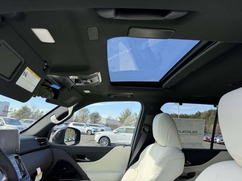 New 2026 Lexus LX 600 4WD w/ Luxury Package image 16