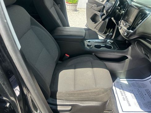 Used 2018 Chevrolet Traverse LT AWD/4WD image 24