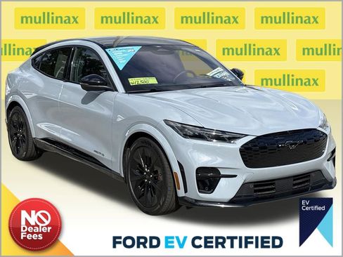 Certified 2025 Ford Mustang Mach-E GT AWD/4WD image 1