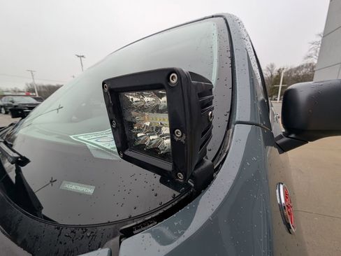 Used 2016 Jeep Renegade Trailhawk AWD/4WD image 44