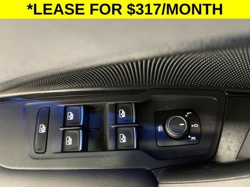 Used 2026 Volkswagen Tiguan SE R-Line AWD/4WD image 29