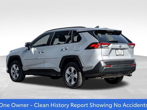 Certified 2024 Toyota RAV4 LE image 5