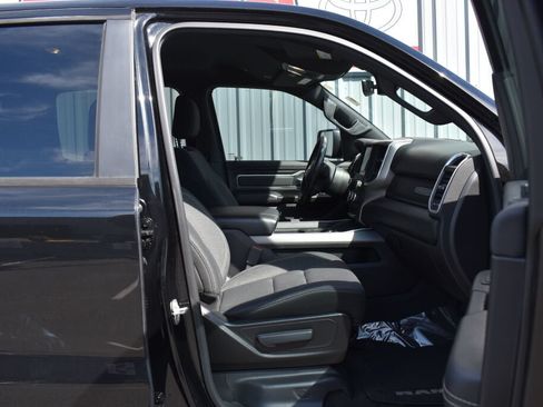 Used 2019 RAM 1500 Big Horn AWD/4WD image 25