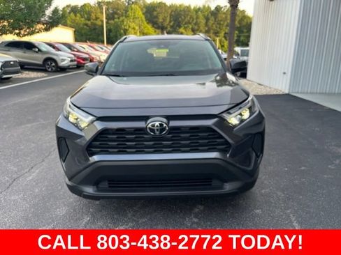 Used 2025 Toyota RAV4 XLE AWD/4WD image 37