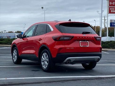 Certified 2024 Ford Escape Active w/ Tech Pack #1 image 3