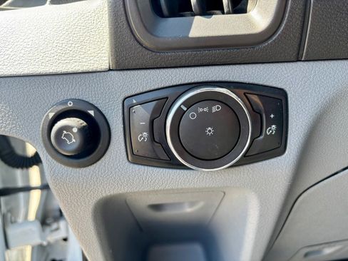Used 2016 Ford Transit 250 148 Medium Roof image 21