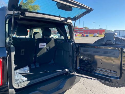 New 2025 Ford Bronco 2-Door w/ Sasquatch Package image 9