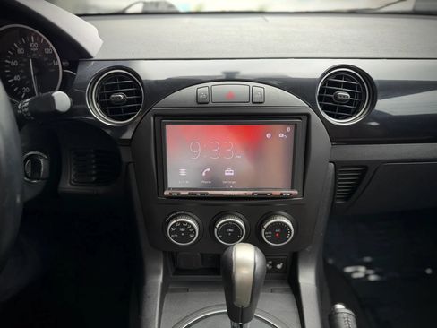 Used 2015 MAZDA MX-5 Miata Grand Touring w/ Premium Package RWD image 30