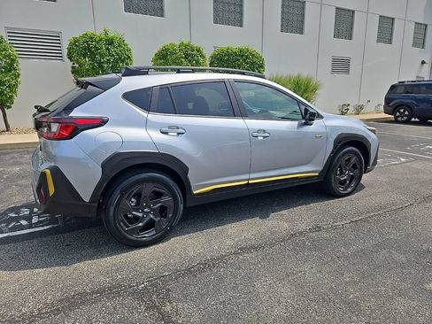 Used 2025 Subaru Crosstrek 2.5i Sport AWD/4WD image 8