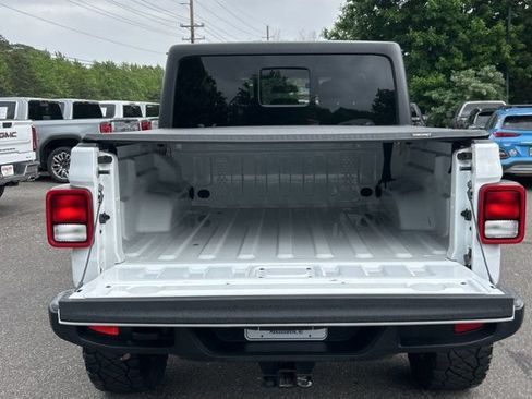 Used 2022 Jeep Gladiator Sport AWD/4WD image 13