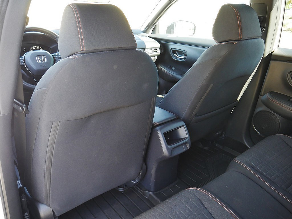 Used 2024 Honda HR-V Sport image 14