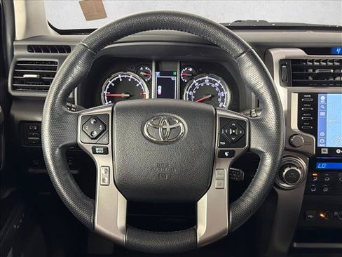 Used 2024 Toyota 4Runner Limited AWD/4WD image 25