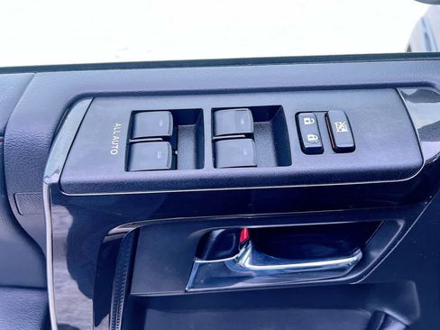 Used 2020 Toyota 4Runner TRD Off-Road Premium image 13