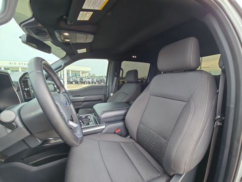 Used 2023 Ford F150 XLT w/ Equipment Group 302A High RWD image 17