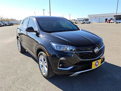 Used 2023 Buick Encore GX Preferred w/ Cold Weather Comfort Package image 7