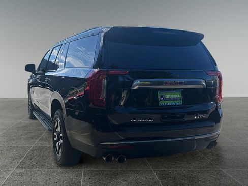Used 2024 GMC Yukon XL AT4 w/ Technology Package AWD/4WD image 5