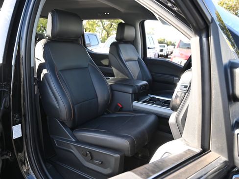 Used 2025 Ford F250 Lariat w/ Chrome Package AWD/4WD image 25
