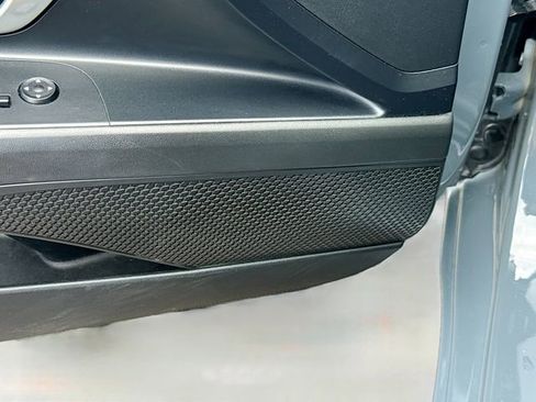 Used 2023 Hyundai Elantra SEL w/ Convenience Package image 18