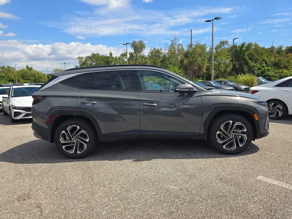 New 2026 Hyundai Tucson Limited w/ Tow & Go Package FWD image 8