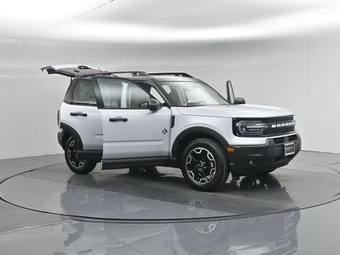 New 2026 Ford Bronco Sport Outer Banks AWD/4WD image 35