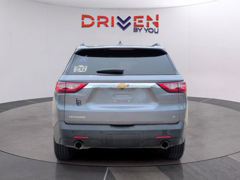 Used 2019 Chevrolet Traverse LT w/ LPO, Floor Liner Package FWD image 4