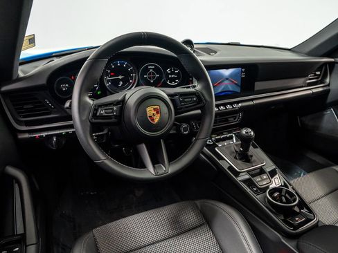 Used 2023 Porsche 911 Carrera T image 4