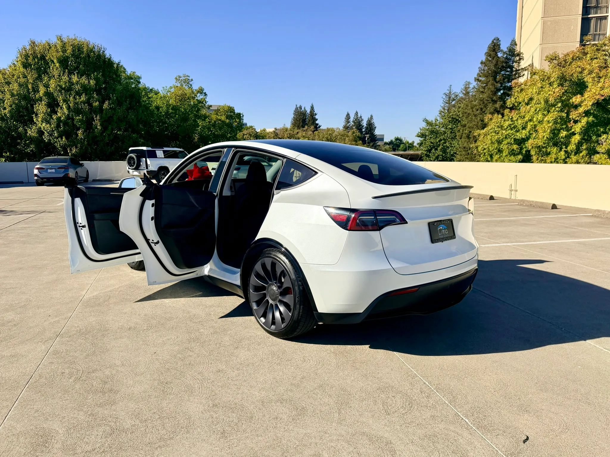 Used 2024 Tesla Model Y Performance AWD/4WD image 44