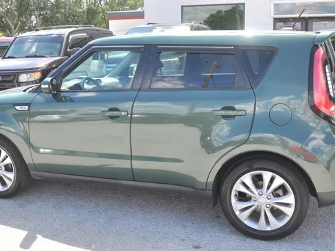 Used 2014 Kia Soul + w/ UVO w/Eservices Package FWD image 6