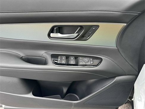 New 2025 Nissan Murano SL image 8