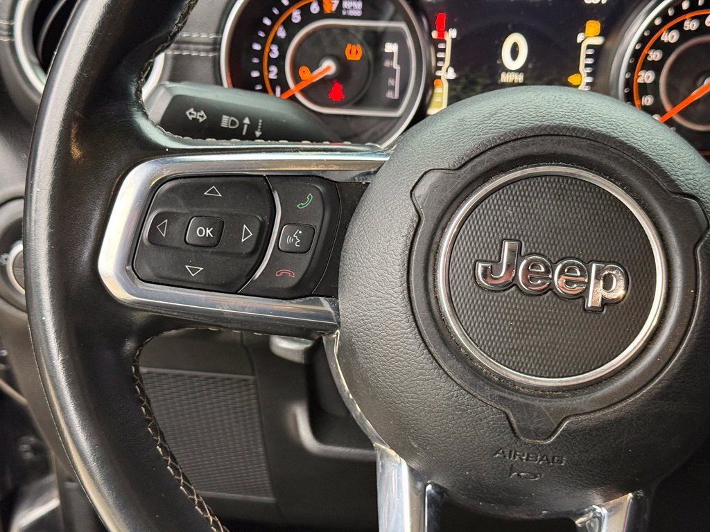 Used 2020 Jeep Gladiator Overland AWD/4WD image 16