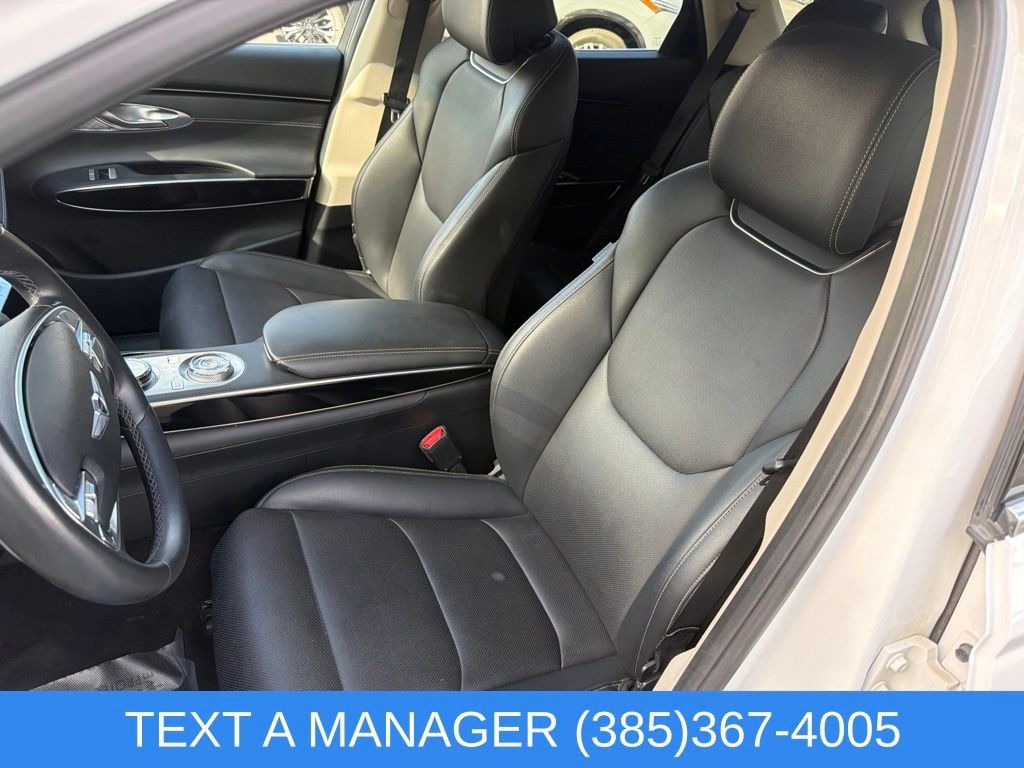 Used 2025 Genesis GV70 2.5T AWD/4WD image 15