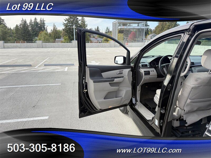 Used 2011 Honda Odyssey EX image 37