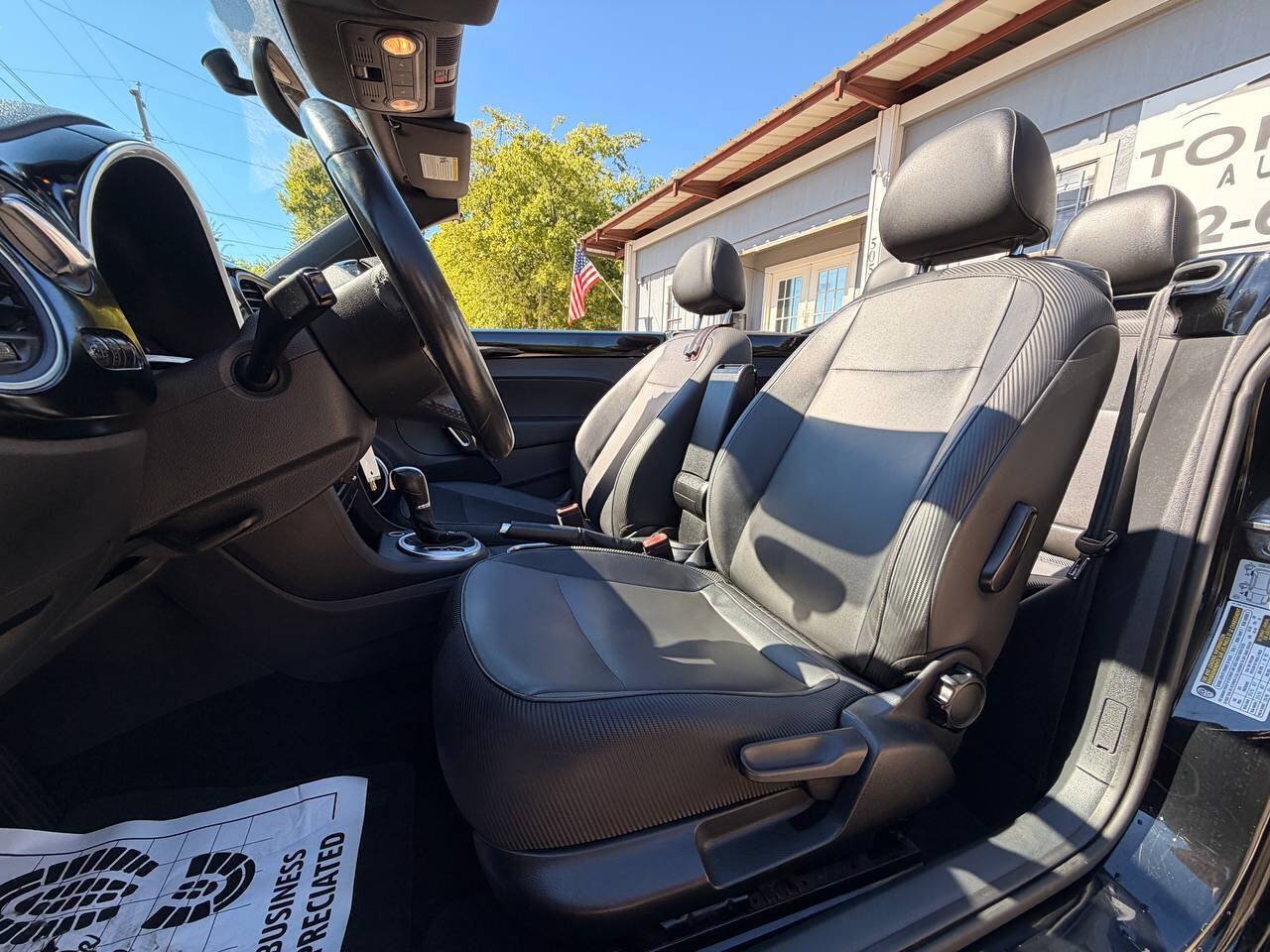 Used 2014 Volkswagen Beetle 1.8T FWD image 15