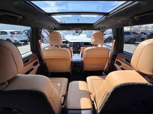 Certified 2024 Jeep Grand Cherokee L Summit AWD/4WD image 24