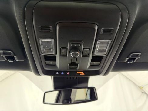 Used 2025 Chevrolet Tahoe Z71 image 42