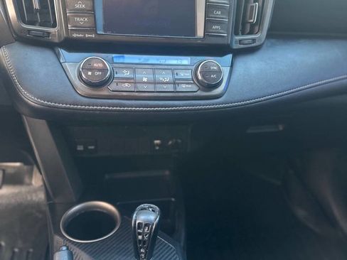 Used 2013 Toyota RAV4 XLE image 15