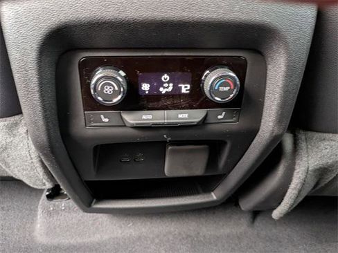 New 2026 Chevrolet Traverse RS w/ LPO, Floor Liner Package image 24