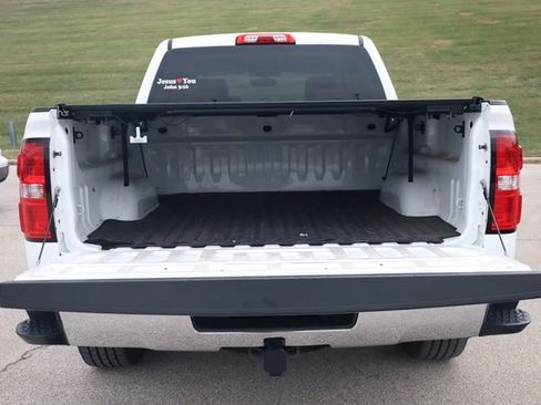 Used 2016 GMC Sierra 1500 SLE w/ SLE Value Package image 23