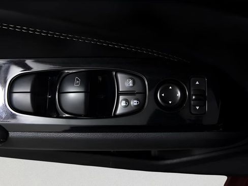 Used 2023 Nissan Altima 2.5 SL image 18