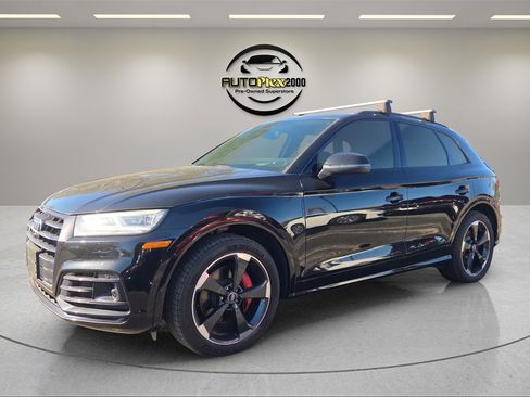 Used 2019 Audi SQ5 Prestige w/ Prestige Package image 3