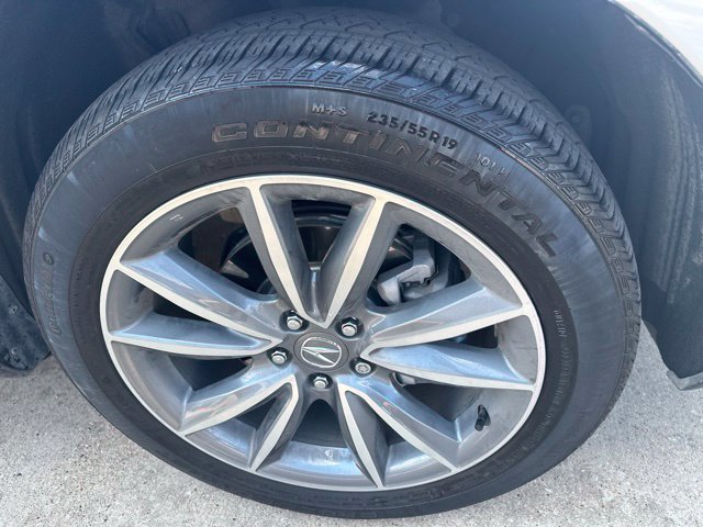 Used 2024 Acura RDX w/ Technology Package AWD/4WD image 3